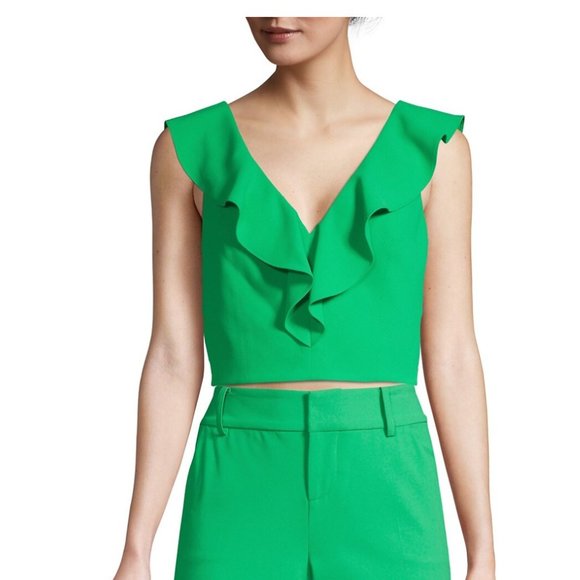 Alice + Olivia Tops - New❣️ Alice + Olivia Pria Cropped V-Neck Ruffle Top